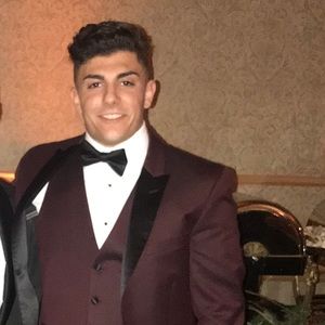 Meet your Posher, Nicholas